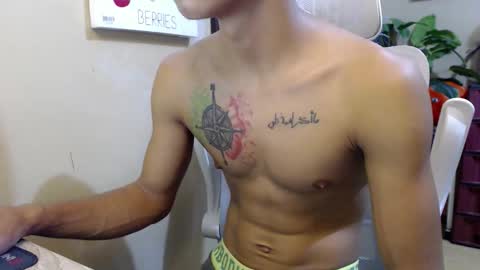 Snapshot of kingscock18 chatting on 09/14/25, 02:11 ALVIN online show from 09/14/25, 02:11