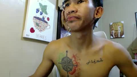 Snapshot of kingscock18 chatting on 10/06/25, 03:26 ALVIN online show from 10/06/25, 03:26