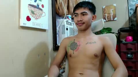 Snapshot of kingscock18 chatting on 12/18/25, 01:06 ALVIN online show from 12/18/25, 01:06