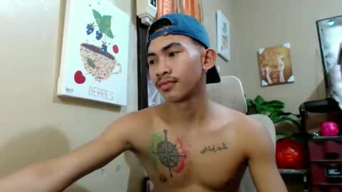 Snapshot of kingscock18 chatting on 12/19/25, 07:59 ALVIN online show from 12/19/25, 07:59