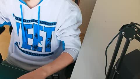 Snapshot of kingsnake1504 chatting on 03/24/26, 11:15 kingsnake1504 online show from 03/24/26, 11:15