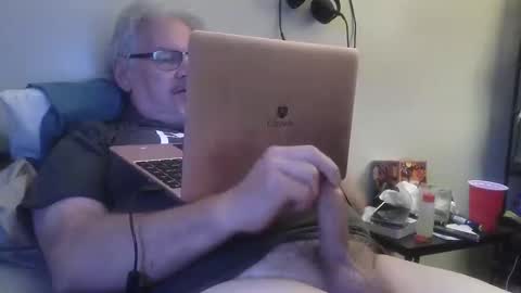 kingtongue10 online show from 04/25/26, 11:35