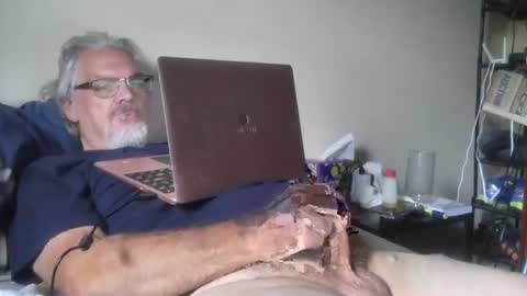 kingtongue10 online show from 07/25/26, 12:36