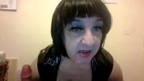 Cynthia Pvc lips online show from 12/12/24, 10:02