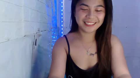 Snapshot of kinky_gurl69 chatting on 01/03/25, 12:11 mary online show from 01/03/25, 12:11