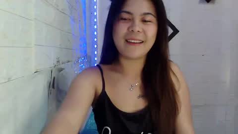 Snapshot of kinky_gurl69 chatting on 01/07/25, 12:24 mary online show from 01/07/25, 12:24