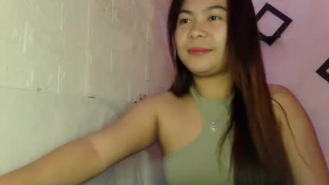 Snapshot of kinky_gurl69 chatting on 02/20/25, 02:18 mary online show from 02/20/25, 02:18