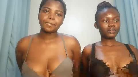 Lola online show from 10/01/25, 01:33