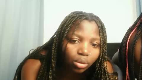 Lola online show from 11/16/25, 10:21