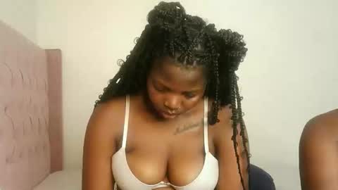 Lola online show from 02/08/26, 09:18