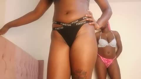 Lola online show from 03/11/26, 12:38