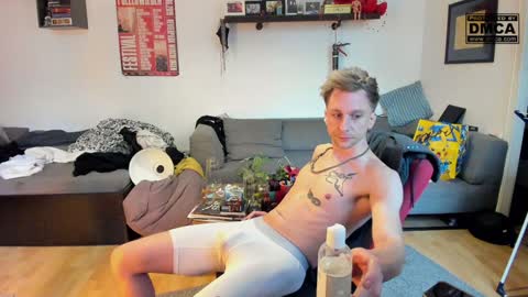 kinky_spidey online show from 12/23/24, 01:45