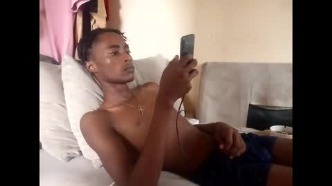 kinkybby_ online show from 04/22/26, 07:33