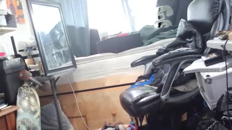 Snapshot of kinkybiguy14 chatting on 03/03/26, 07:09 Kinky Cassie online show from 03/03/26, 07:09