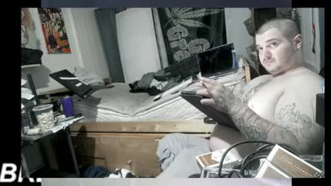 Snapshot of kinkybiguy14 chatting on 07/07/26, 06:47 Kinky Cassie online show from 07/07/26, 06:47