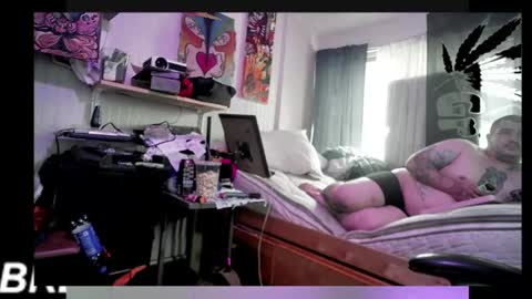 Snapshot of kinkybiguy14 chatting on 07/09/26, 05:17 Kinky Cassie online show from 07/09/26, 05:17