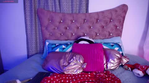  Sara  online show from 12/22/24, 07:11