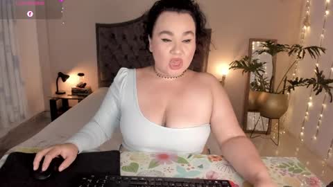 Jenny online show from 03/31/26, 04:46