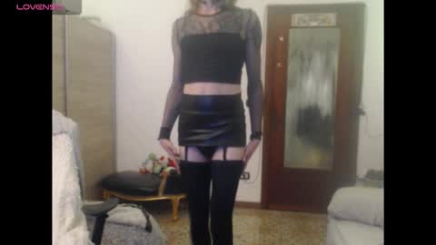 Snapshot of kinkyerikat chatting on 10/02/25, 11:12 Anya online show from 10/02/25, 11:12