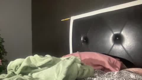 Bunniii online show from 02/01/25, 03:08