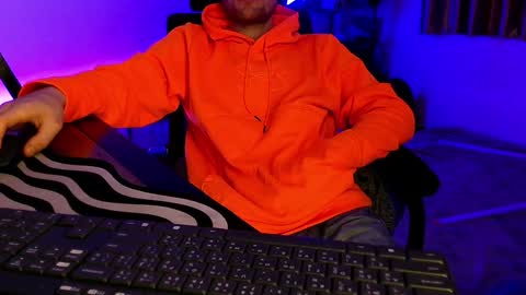 Snapshot of kinkypumpkin chatting on 01/11/25, 01:32 Kenny online show from 01/11/25, 01:32