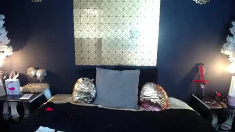 Snapshot of kinkyy_mom chatting on 04/28/26, 04:23 kinkyy_mom online show from 04/28/26, 04:23