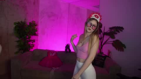Sweet girls online show from 05/23/26, 06:45
