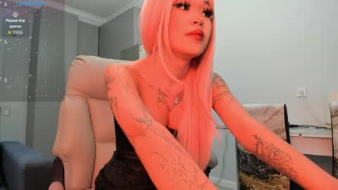 Kira online show from 04/07/26, 01:55