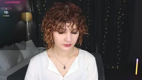 Snapshot of kira_fluffy chatting on 06/24/26, 12:09 Kira online show from 06/24/26, 12:09