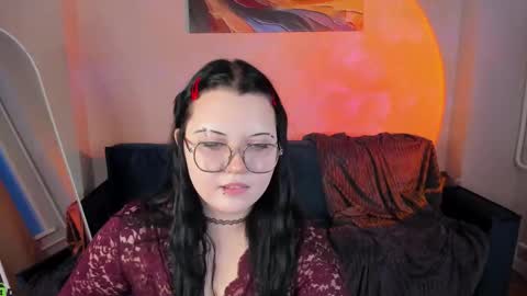 kira online show from 02/12/26, 01:33