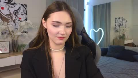 kira_jin online show from 03/04/25, 08:35