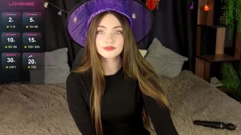 kira_jin online show from 10/31/25, 08:48