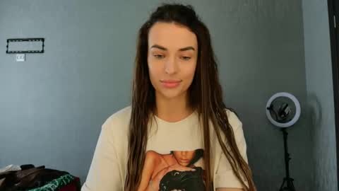 Kira love1 online show from 04/15/26, 09:16