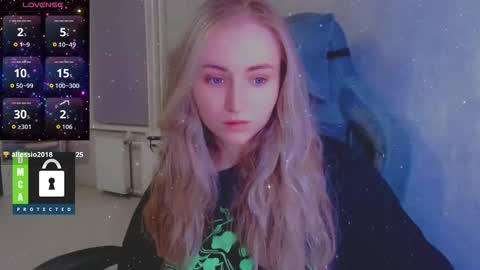 you know thumb up me please its important online show from 10/22/25, 04:29