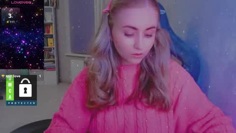 you know thumb up me please its important online show from 11/08/25, 04:18