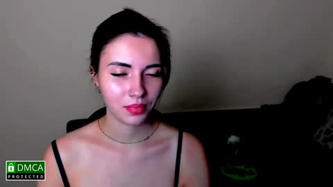 Snapshot of kira_moon_1 chatting on 12/04/24, 11:13 Kira online show from 12/04/24, 11:13