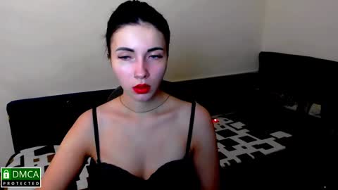 Snapshot of kira_moon_1 chatting on 12/07/24, 07:43 Kira online show from 12/07/24, 07:43