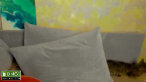 Snapshot of kira_moon_1 chatting on 11/05/25, 10:54 Kira online show from 11/05/25, 10:54