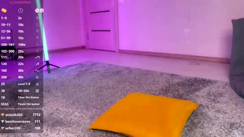 Snapshot of kira_sapphire chatting on 03/11/25, 08:30 Kira online show from 03/11/25, 08:30