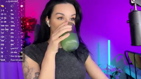 Snapshot of kira_sapphire chatting on 11/04/25, 12:54 Kira online show from 11/04/25, 12:54