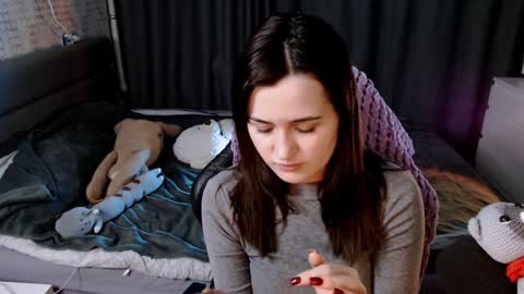 Snapshot of kira_yammy chatting on 01/21/25, 01:50 Kira follow me online show from 01/21/25, 01:50