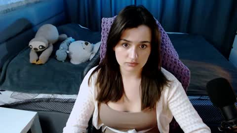 Snapshot of kira_yammy chatting on 02/06/25, 02:15 Kira follow me online show from 02/06/25, 02:15