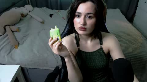 Kira  follow me  online show from 05/27/26, 10:51