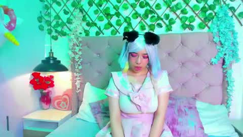 Snapshot of kira_yuzu chatting on 05/26/26, 08:05 Kira online show from 05/26/26, 08:05