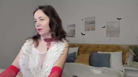 kiraadamss online show from 10/30/25, 01:07