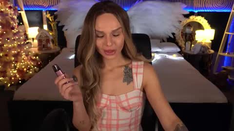 kiraagray online show from 12/14/25, 02:00