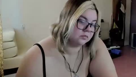 Just Kira online show from 03/06/25, 12:41