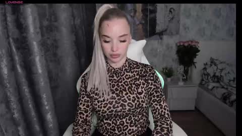 kirakrox online show from 09/08/25, 05:23