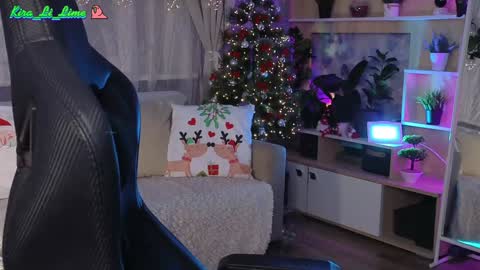 Snapshot of kiralilime chatting on 12/24/24, 08:38 Kira online show from 12/24/24, 08:38