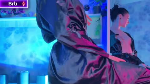 Snapshot of kiralilime chatting on 01/09/25, 06:06 Kira online show from 01/09/25, 06:06